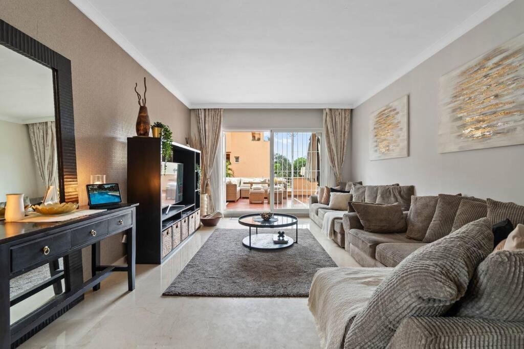 Apartment Gorgeous 3 Bedroom Santa Maria Golf Rdr446 Marbella